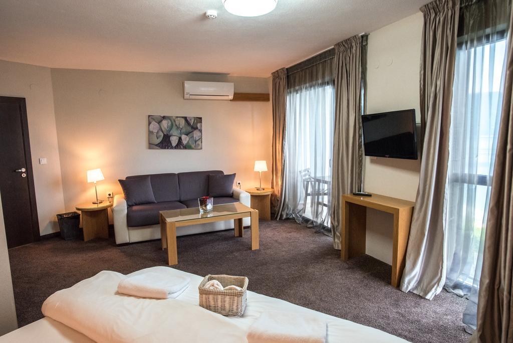 Rocca Resort غلافاتارتسي المظهر الخارجي الصورة